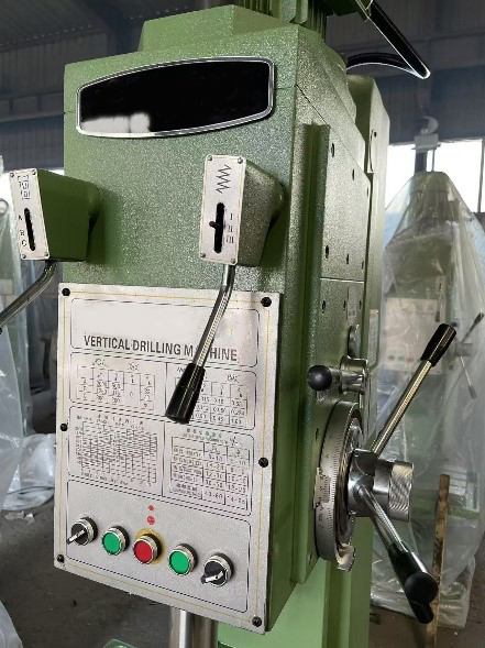 Вертикальный сверлильный станок Z5125