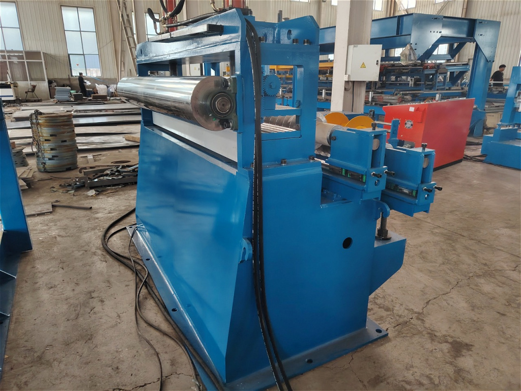 Фото оборудования на заводе и его упаковка