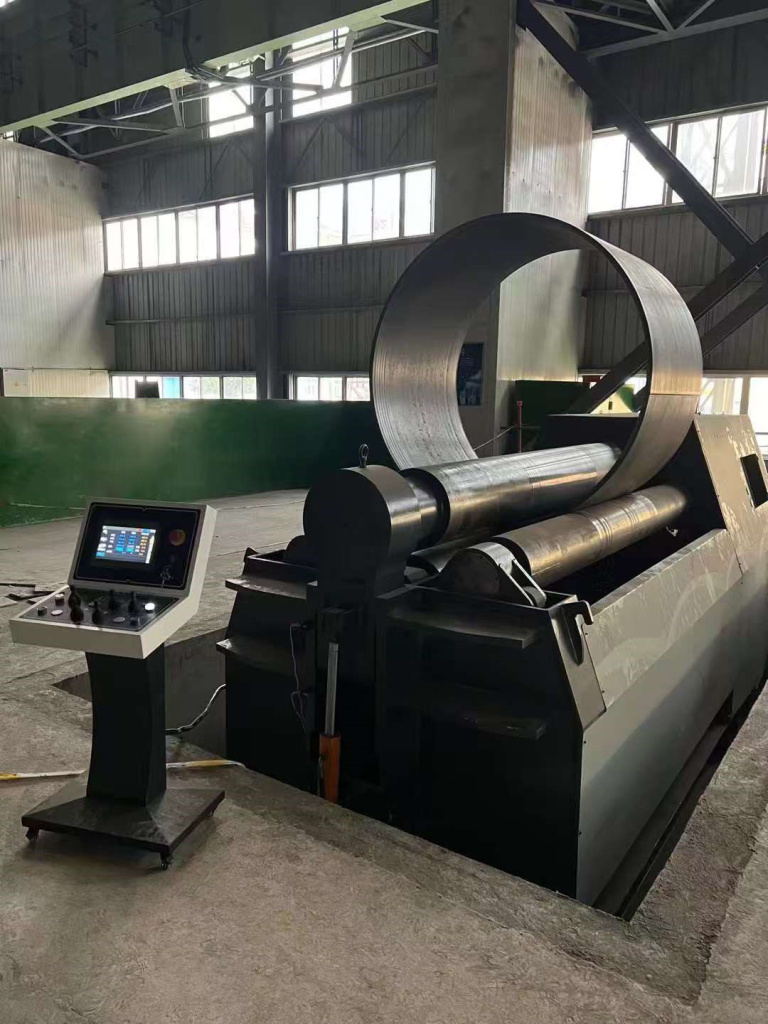 4-валковый листогибочный станок W12-25X4000 4-валковый листогибочный станок W12-25X4000