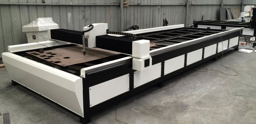 Станок для плазменной резки металла ROBOTEC RT-1662