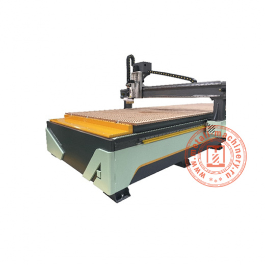 Фрезерно-гравировальный станок с ЧПУ 2040