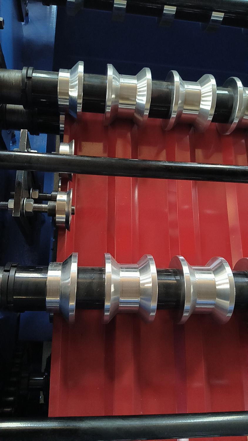 Поставка двухэтажной линии для производства профлиста С20 в Полуханово