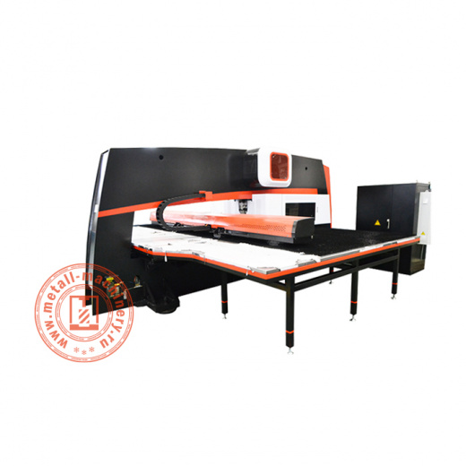 Координатно-револьверный пробивной пресс HVT-300