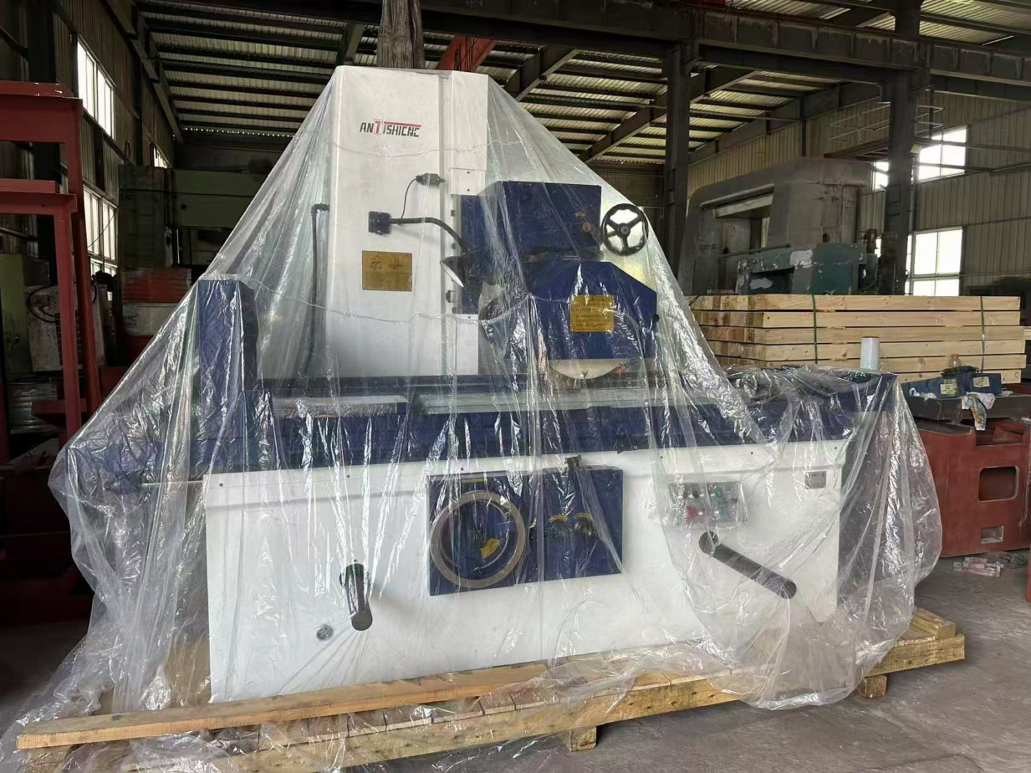 Комплексная поставка шлифовальных станков М7150-1250 и М1420-750 в Вязьму