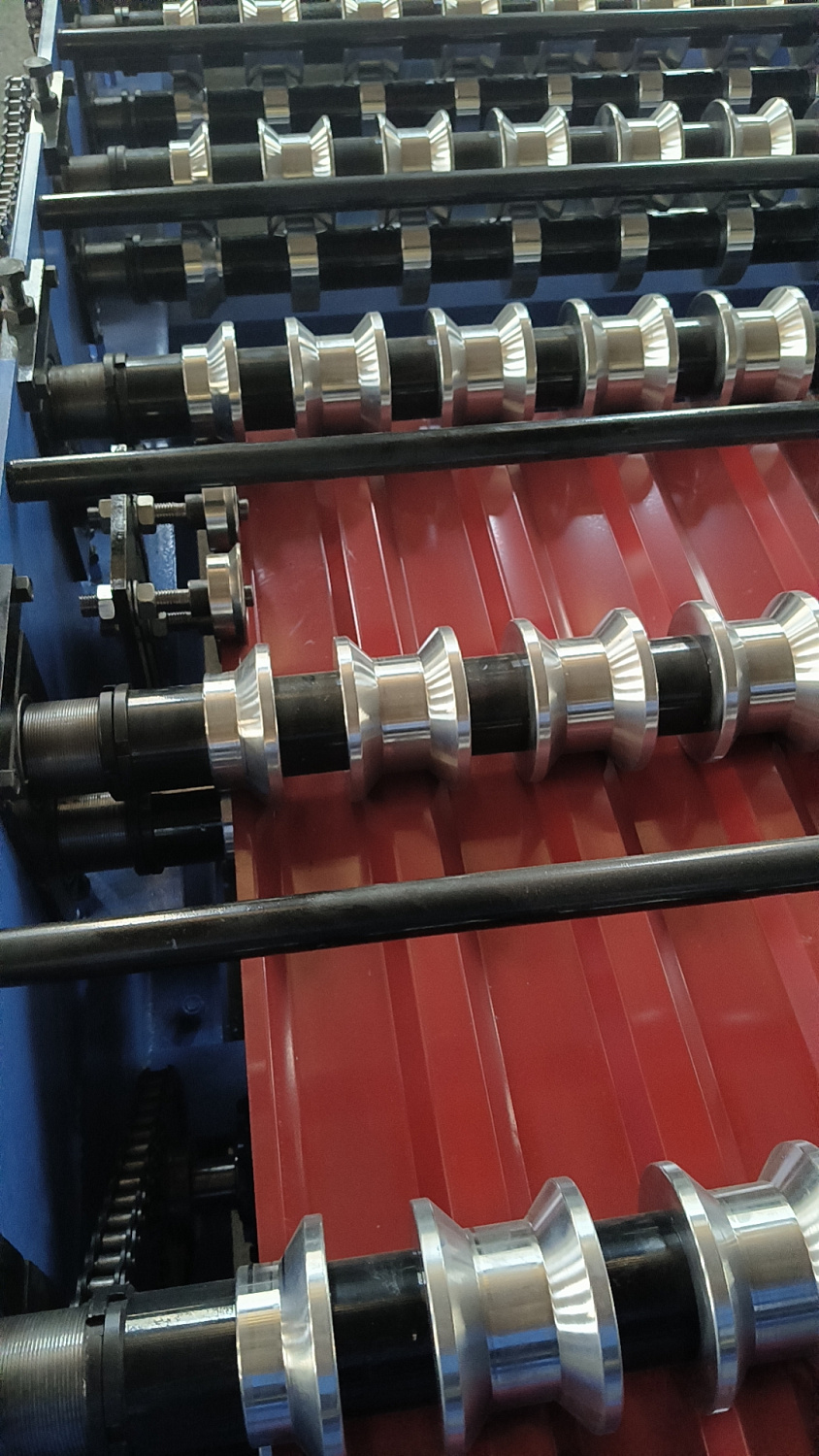 Поставка двухэтажной линии для производства профлиста С20 в Полуханово